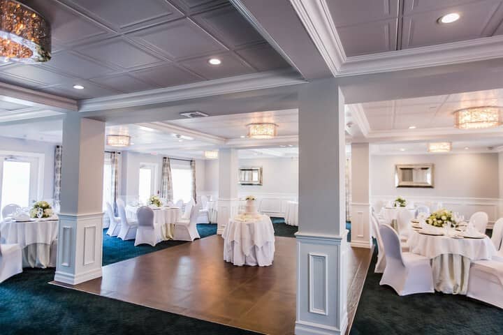 Ballroom/Hall 177 of 273