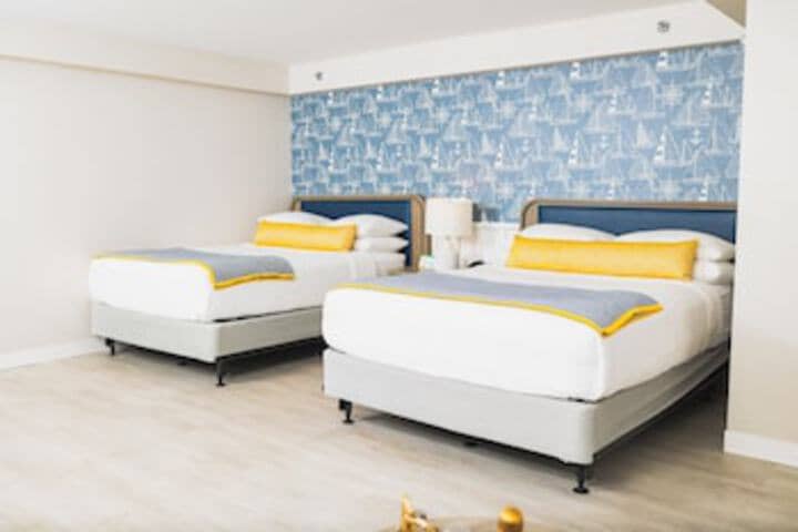 Room 64 of 273